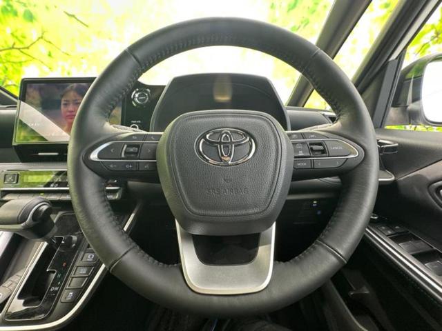 ヴォクシー S-Z 純正 10インチ SDナビ/フリップダウンモニター 純正 12.8インチ/デジタルインナーミラー/トヨタセーフティセンス/両側電動スライドドア/シートヒーター 前席/パノラミックビューモニター(16枚目)