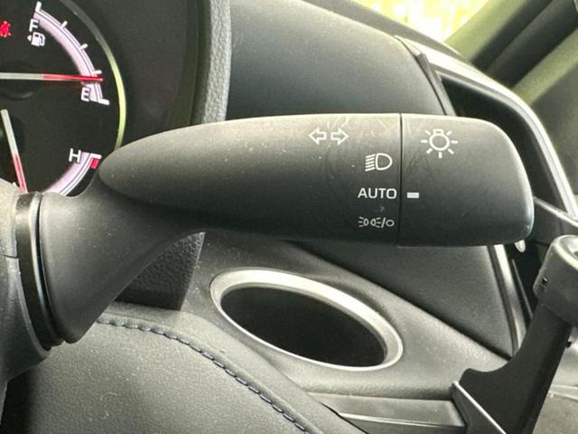 ヴォクシー S-Z 純正 10インチ SDナビ/フリップダウンモニター 純正 12.8インチ/デジタルインナーミラー/トヨタセーフティセンス/両側電動スライドドア/シートヒーター 前席/パノラミックビューモニター(17枚目)