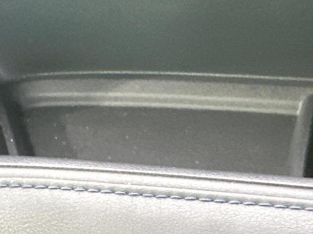 ヴォクシー S-Z 純正 10インチ SDナビ/フリップダウンモニター 純正 12.8インチ/デジタルインナーミラー/トヨタセーフティセンス/両側電動スライドドア/シートヒーター 前席/パノラミックビューモニター(43枚目)