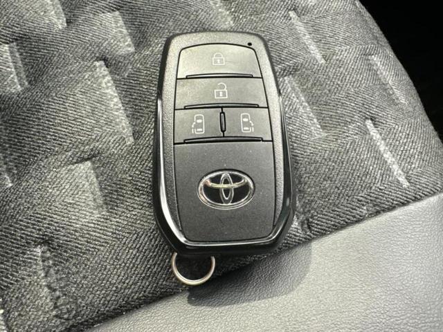ヴォクシー S-Z 純正 10インチ SDナビ/フリップダウンモニター 純正 12.8インチ/デジタルインナーミラー/トヨタセーフティセンス/両側電動スライドドア/シートヒーター 前席/パノラミックビューモニター(46枚目)