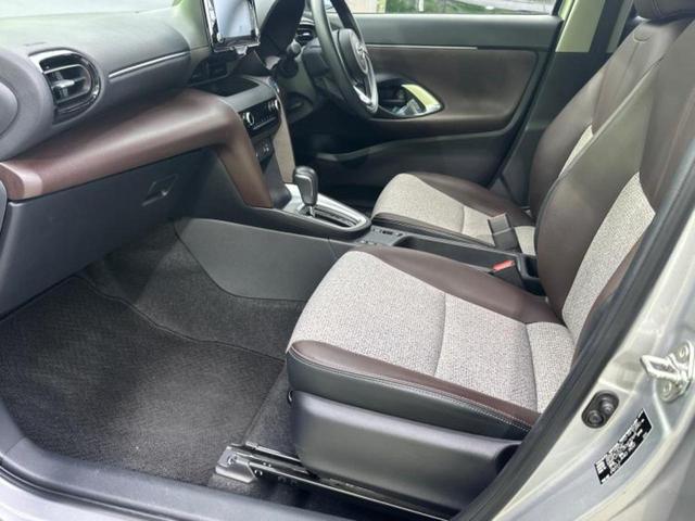 ヤリスクロス ハイブリッドZ 新品タイヤ/ディスプレイオーディオ/トヨタセーフティセンス/シートヒーター 前席/車線逸脱防止支援システム/シート ハーフレザー/ドライブレコーダー 前後/ヘッドランプ LED 衝突被害軽減システム(6枚目)