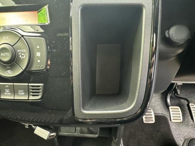 アルトワークス ヒョウジュン　新品タイヤ／保証書／ディスプレイオーディオ／ドライブレコーダー　純正／ヘッドランプ　ＨＩＤ／Ｂｌｕｅｔｏｏｔｈ接続／ＥＴＣ２．０／ＥＢＤ付ＡＢＳ／横滑り防止装置／アルミホイール　純正　１５インチ（31枚目）