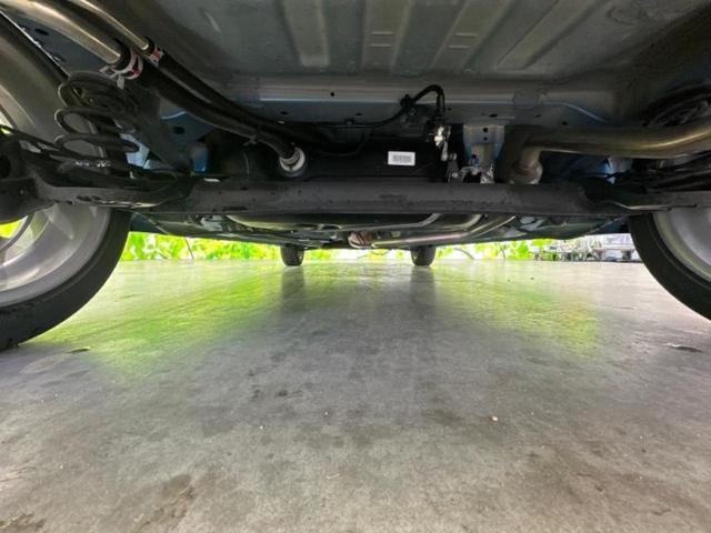 アルトワークス ヒョウジュン　新品タイヤ／保証書／ディスプレイオーディオ／ドライブレコーダー　純正／ヘッドランプ　ＨＩＤ／Ｂｌｕｅｔｏｏｔｈ接続／ＥＴＣ２．０／ＥＢＤ付ＡＢＳ／横滑り防止装置／アルミホイール　純正　１５インチ（45枚目）