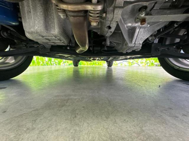 アルトワークス ヒョウジュン　新品タイヤ／保証書／ディスプレイオーディオ／ドライブレコーダー　純正／ヘッドランプ　ＨＩＤ／Ｂｌｕｅｔｏｏｔｈ接続／ＥＴＣ２．０／ＥＢＤ付ＡＢＳ／横滑り防止装置／アルミホイール　純正　１５インチ（46枚目）