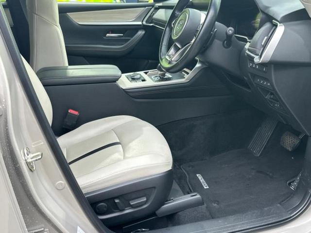 CX-60 XD Lパッケージ サンルーフ/BOSE/保証書/ディスプレイオーディオ+ナビ12.3インチ/アイアクティブセンス(マツダ)/シートヒーター 前席/全方位モニター/車線逸脱防止支援システム/シート 合皮 全周囲カメラ(4枚目)