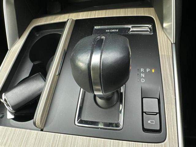 CX-60 XD Lパッケージ サンルーフ/BOSE/保証書/ディスプレイオーディオ+ナビ12.3インチ/アイアクティブセンス(マツダ)/シートヒーター 前席/全方位モニター/車線逸脱防止支援システム/シート 合皮 全周囲カメラ(17枚目)