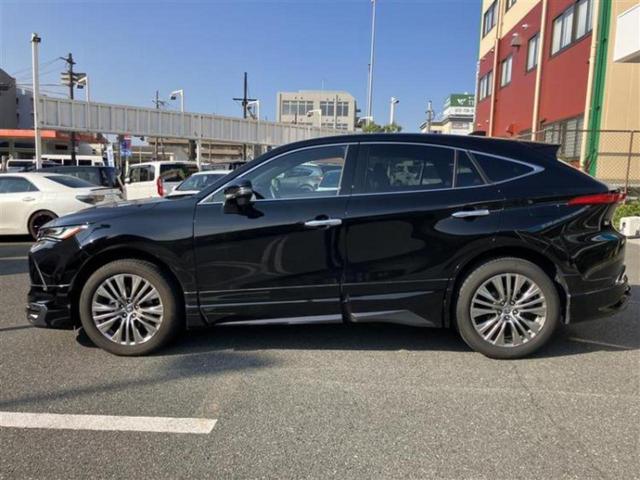 ハリアー Ｚレザーパッケージ　純正エアロ／ＪＢＬ／保証書／ディスプレイオーディオ＋ナビ１２．３インチ／デジタルインナーミラー／衝突安全装置／シートヒーター／車線逸脱防止支援システム／シート　合皮　衝突被害軽減システム　フルエアロ（2枚目）