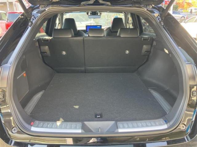 ハリアー Ｚレザーパッケージ　純正エアロ／ＪＢＬ／保証書／ディスプレイオーディオ＋ナビ１２．３インチ／デジタルインナーミラー／衝突安全装置／シートヒーター／車線逸脱防止支援システム／シート　合皮　衝突被害軽減システム　フルエアロ（8枚目）