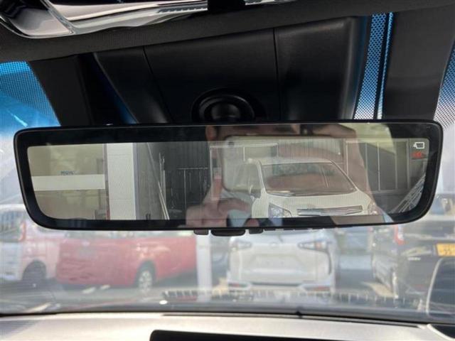 ハリアー Ｚレザーパッケージ　純正エアロ／ＪＢＬ／保証書／ディスプレイオーディオ＋ナビ１２．３インチ／デジタルインナーミラー／衝突安全装置／シートヒーター／車線逸脱防止支援システム／シート　合皮　衝突被害軽減システム　フルエアロ（14枚目）