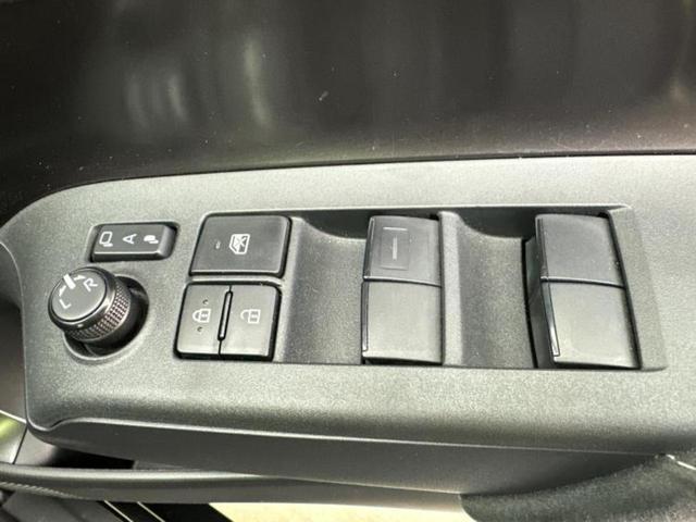 アクア ＧＲスポーツ　保証書／ディスプレイオーディオ＋ナビ１０．５インチ／トヨタセーフティセンス／パノラミックビューモニター／車線逸脱防止支援システム／シート　ハーフレザー／ヘッドランプ　ＬＥＤ　衝突被害軽減システム（28枚目）