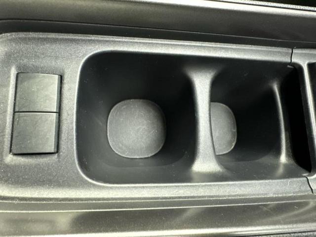 アクア ＧＲスポーツ　保証書／ディスプレイオーディオ＋ナビ１０．５インチ／トヨタセーフティセンス／パノラミックビューモニター／車線逸脱防止支援システム／シート　ハーフレザー／ヘッドランプ　ＬＥＤ　衝突被害軽減システム（32枚目）