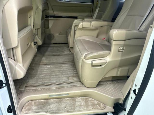 アルファードハイブリッド 4WDハイブリッドG Lパッケージ ツインムーンルーフ/保証書/純正 HDDナビ/両側電動スライドドア/シートヒーター/シート フルレザー/電動バックドア/ヘッドランプ HID/Bluetooth接続/ETC/EBD付ABS 革シート(8枚目)