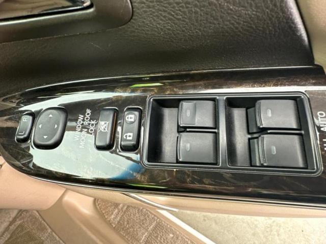 アルファードハイブリッド 4WDハイブリッドG Lパッケージ ツインムーンルーフ/保証書/純正 HDDナビ/両側電動スライドドア/シートヒーター/シート フルレザー/電動バックドア/ヘッドランプ HID/Bluetooth接続/ETC/EBD付ABS 革シート(32枚目)