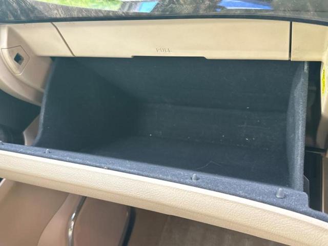 アルファードハイブリッド 4WDハイブリッドG Lパッケージ ツインムーンルーフ/保証書/純正 HDDナビ/両側電動スライドドア/シートヒーター/シート フルレザー/電動バックドア/ヘッドランプ HID/Bluetooth接続/ETC/EBD付ABS 革シート(39枚目)