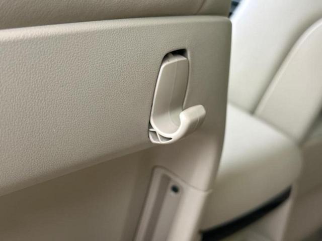 アルファードハイブリッド 4WDハイブリッドG Lパッケージ ツインムーンルーフ/保証書/純正 HDDナビ/両側電動スライドドア/シートヒーター/シート フルレザー/電動バックドア/ヘッドランプ HID/Bluetooth接続/ETC/EBD付ABS 革シート(53枚目)