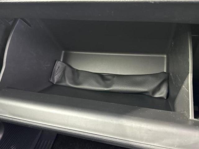 ステップワゴン eHEVスパーダプレミアムライン 新品タイヤ/純正 11インチ ナビ/フリップダウンモニター 純正 15.6インチ/ホンダセンシング/両側電動スライドドア/シートヒーター 前席/マルチビューカメラシステム/車線逸脱防止支援システム(39枚目)