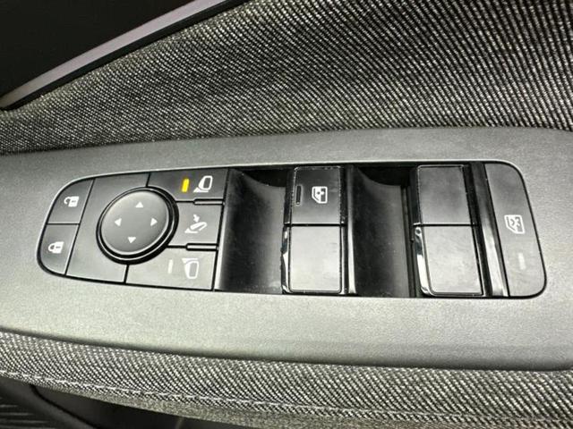 オーラ Ｇ　ＢＯＳＥ／保証書／純正　９インチ　ＳＤナビ／インテリジェントルームミラー／エマージェンシーブレーキ／全方位モニター／車線逸脱防止支援システム／シート　ハーフレザー／ドライブレコーダー　前後　ドラレコ（28枚目）