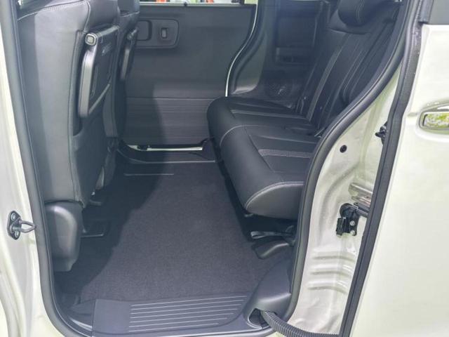 Ｎ－ＢＯＸカスタム ターボコーディネートスタイル２トーン　保証書／純正　９インチ　ナビ／ホンダセンシング／両側電動スライドドア／シートヒーター　前席／マルチビューカメラシステム／車線逸脱防止支援システム／登録済未使用車／ヘッドランプ　ＬＥＤ　禁煙車（7枚目）