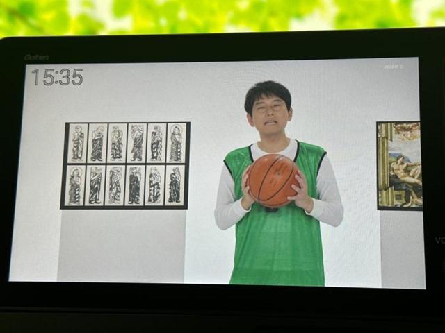 Ｎ－ＢＯＸカスタム ターボコーディネートスタイル２トーン　保証書／純正　９インチ　ナビ／ホンダセンシング／両側電動スライドドア／シートヒーター　前席／マルチビューカメラシステム／車線逸脱防止支援システム／登録済未使用車／ヘッドランプ　ＬＥＤ　禁煙車（12枚目）