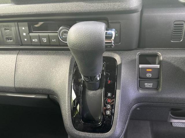 Ｎ－ＢＯＸカスタム ターボコーディネートスタイル２トーン　保証書／純正　９インチ　ナビ／ホンダセンシング／両側電動スライドドア／シートヒーター　前席／マルチビューカメラシステム／車線逸脱防止支援システム／登録済未使用車／ヘッドランプ　ＬＥＤ　禁煙車（18枚目）