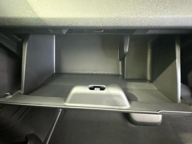 Ｎ－ＢＯＸカスタム ターボコーディネートスタイル２トーン　保証書／純正　９インチ　ナビ／ホンダセンシング／両側電動スライドドア／シートヒーター　前席／マルチビューカメラシステム／車線逸脱防止支援システム／登録済未使用車／ヘッドランプ　ＬＥＤ　禁煙車（33枚目）