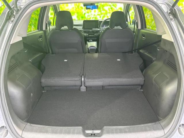 ノート Ｘ　ディスプレイオーディオ＋ナビ９インチ／インテリジェントルームミラー／エマージェンシーブレーキ／アラウンドビューモニター／車線逸脱防止支援システム／ヘッドランプ　ＬＥＤ　衝突被害軽減システム（19枚目）