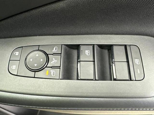 ノート Ｘ　ディスプレイオーディオ＋ナビ９インチ／インテリジェントルームミラー／エマージェンシーブレーキ／アラウンドビューモニター／車線逸脱防止支援システム／ヘッドランプ　ＬＥＤ　衝突被害軽減システム（28枚目）