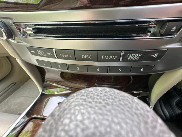 フーガ ３７０ＧＴ　保証書／純正　ナビ／ヘッドランプ　ＨＩＤ／ＥＴＣ／ＥＢＤ付ＡＢＳ／横滑り防止装置／クルーズコントロール／サイドモニター／バックモニター／フルセグＴＶ／ＤＶＤ／エアバッグ　運転席／エアバッグ　助手席（11枚目）