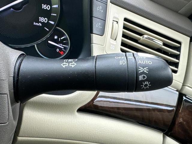 フーガ ３７０ＧＴ　保証書／純正　ナビ／ヘッドランプ　ＨＩＤ／ＥＴＣ／ＥＢＤ付ＡＢＳ／横滑り防止装置／クルーズコントロール／サイドモニター／バックモニター／フルセグＴＶ／ＤＶＤ／エアバッグ　運転席／エアバッグ　助手席（16枚目）