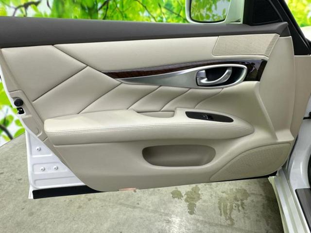 フーガ ３７０ＧＴ　保証書／純正　ナビ／ヘッドランプ　ＨＩＤ／ＥＴＣ／ＥＢＤ付ＡＢＳ／横滑り防止装置／クルーズコントロール／サイドモニター／バックモニター／フルセグＴＶ／ＤＶＤ／エアバッグ　運転席／エアバッグ　助手席（20枚目）