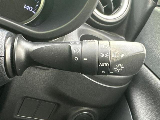 ピクシスジョイ Ｃ　Ｇ　ＳＡ３プライムコレクション　新品タイヤ／保証書／純正　ＳＤナビ／衝突安全装置／シートヒーター　前席／車線逸脱防止支援システム／シート　合皮／ヘッドランプ　ＬＥＤ／Ｂｌｕｅｔｏｏｔｈ接続／ＥＢＤ付ＡＢＳ／横滑り防止装置　ＤＶＤ再生（16枚目）