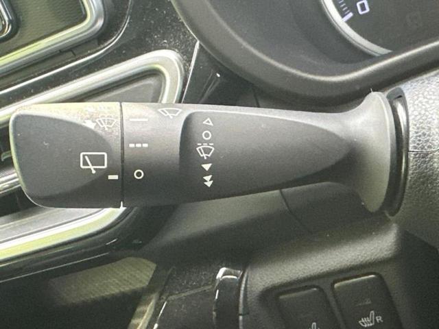 ピクシスジョイ Ｃ　Ｇ　ＳＡ３プライムコレクション　新品タイヤ／保証書／純正　ＳＤナビ／衝突安全装置／シートヒーター　前席／車線逸脱防止支援システム／シート　合皮／ヘッドランプ　ＬＥＤ／Ｂｌｕｅｔｏｏｔｈ接続／ＥＢＤ付ＡＢＳ／横滑り防止装置　ＤＶＤ再生（17枚目）