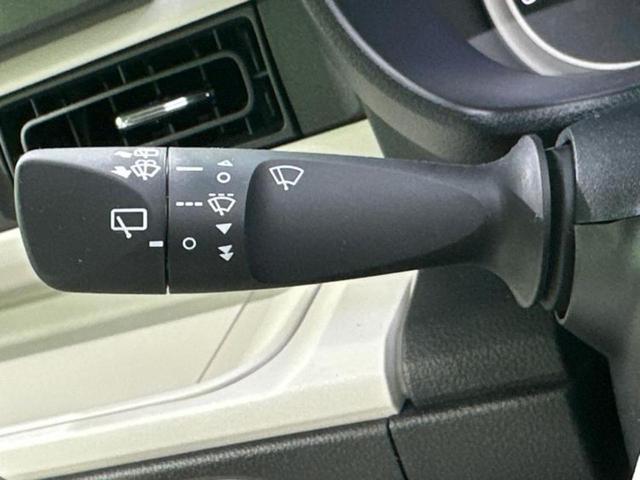 ムーヴキャンバス ストライプスＧターボ　保証書／スマートアシスト（トヨタ・ダイハツ）／両側電動スライドドア／シートヒーター　前席／車線逸脱防止支援システム／ヘッドランプ　ＬＥＤ／ＥＢＤ付ＡＢＳ／横滑り防止装置／アイドリングストップ（12枚目）