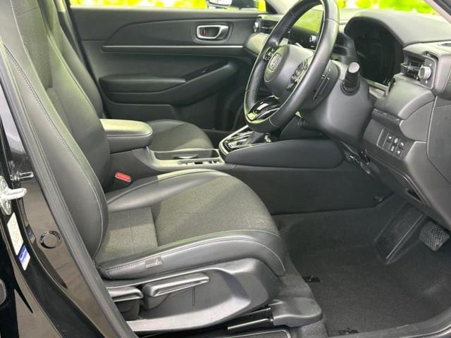 ヴェゼル ｅＨＥＶ　Ｚ　新品タイヤ／保証書／ディスプレイオーディオ＋ナビ９インチ／ホンダセンシング／シートヒーター　前席／車線逸脱防止支援システム／シート　ハーフレザー／電動バックドア／ヘッドランプ　ＬＥＤ　バックカメラ（4枚目）