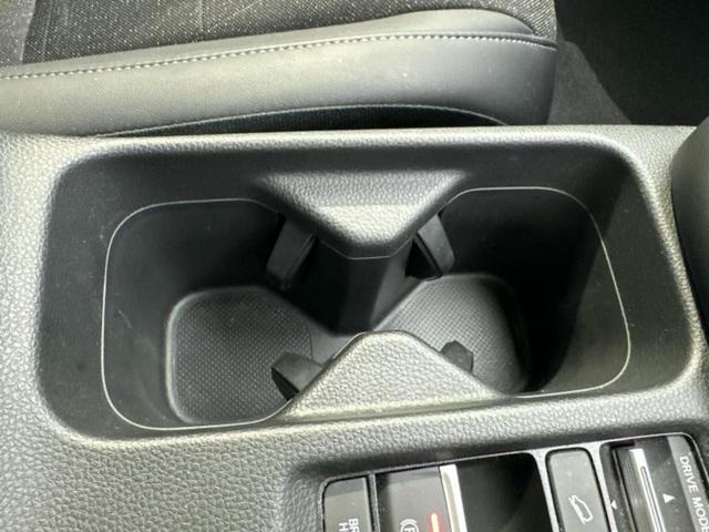 ヴェゼル ｅＨＥＶ　Ｚ　新品タイヤ／保証書／ディスプレイオーディオ＋ナビ９インチ／ホンダセンシング／シートヒーター　前席／車線逸脱防止支援システム／シート　ハーフレザー／電動バックドア／ヘッドランプ　ＬＥＤ　バックカメラ（32枚目）