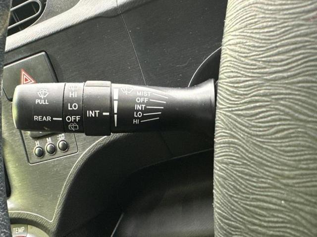 アクア Ｇ　新品タイヤ／保証書／純正　ＳＤナビ／シートヒーター　前席／ドライブレコーダー　社外／Ｂｌｕｅｔｏｏｔｈ接続／ＥＴＣ／ＥＢＤ付ＡＢＳ／横滑り防止装置／アイドリングストップ／フルセグＴＶ／ＤＶＤ　ドラレコ（16枚目）