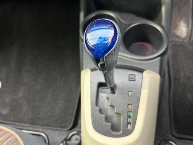 アクア Ｇ　新品タイヤ／保証書／純正　ＳＤナビ／シートヒーター　前席／ドライブレコーダー　社外／Ｂｌｕｅｔｏｏｔｈ接続／ＥＴＣ／ＥＢＤ付ＡＢＳ／横滑り防止装置／アイドリングストップ／フルセグＴＶ／ＤＶＤ　ドラレコ（17枚目）