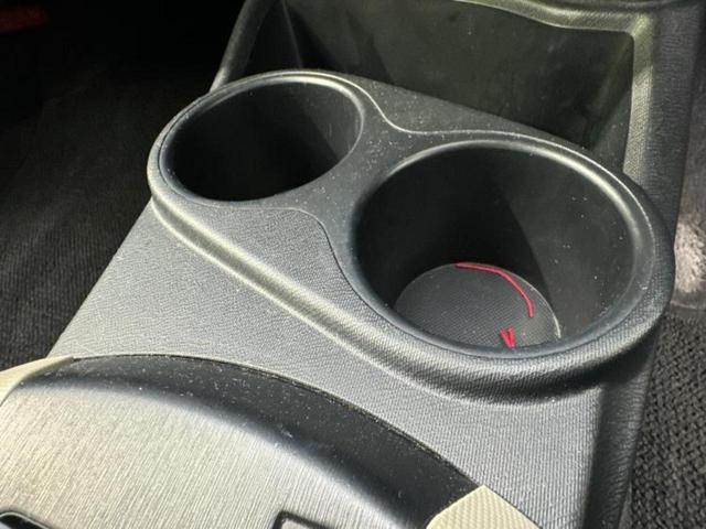 アクア Ｇ　新品タイヤ／保証書／純正　ＳＤナビ／シートヒーター　前席／ドライブレコーダー　社外／Ｂｌｕｅｔｏｏｔｈ接続／ＥＴＣ／ＥＢＤ付ＡＢＳ／横滑り防止装置／アイドリングストップ／フルセグＴＶ／ＤＶＤ　ドラレコ（34枚目）