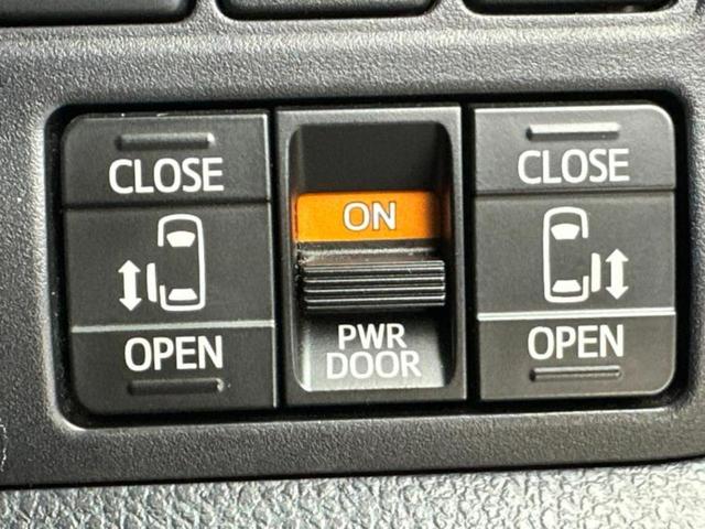 ヴォクシー ＺＳキラメキ３　保証書／純正　１０インチ　ＳＤナビ／フリップダウンモニター　純正　１２．８インチ／衝突安全装置／両側電動スライドドア／車線逸脱防止支援システム／シート　ハーフレザー／ドライブレコーダー　社外　ドラレコ（29枚目）