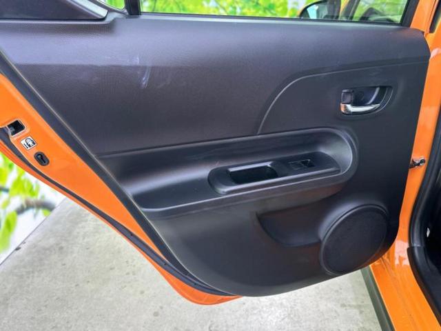 アクア クロスオーバー　保証書／純正　９インチ　ＳＤナビ／トヨタセーフティセンス／シートヒーター　前席／車線逸脱防止支援システム／シート　合皮／ヘッドランプ　ＬＥＤ／Ｂｌｕｅｔｏｏｔｈ接続／ＥＴＣ／ＥＢＤ付ＡＢＳ　ＤＶＤ再生（19枚目）