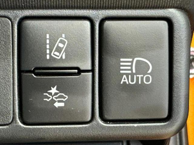 アクア クロスオーバー　保証書／純正　９インチ　ＳＤナビ／トヨタセーフティセンス／シートヒーター　前席／車線逸脱防止支援システム／シート　合皮／ヘッドランプ　ＬＥＤ／Ｂｌｕｅｔｏｏｔｈ接続／ＥＴＣ／ＥＢＤ付ＡＢＳ　ＤＶＤ再生（26枚目）