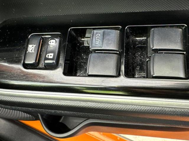 アクア クロスオーバー　保証書／純正　９インチ　ＳＤナビ／トヨタセーフティセンス／シートヒーター　前席／車線逸脱防止支援システム／シート　合皮／ヘッドランプ　ＬＥＤ／Ｂｌｕｅｔｏｏｔｈ接続／ＥＴＣ／ＥＢＤ付ＡＢＳ　ＤＶＤ再生（28枚目）