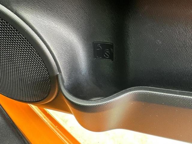 アクア クロスオーバー　保証書／純正　９インチ　ＳＤナビ／トヨタセーフティセンス／シートヒーター　前席／車線逸脱防止支援システム／シート　合皮／ヘッドランプ　ＬＥＤ／Ｂｌｕｅｔｏｏｔｈ接続／ＥＴＣ／ＥＢＤ付ＡＢＳ　ＤＶＤ再生（38枚目）