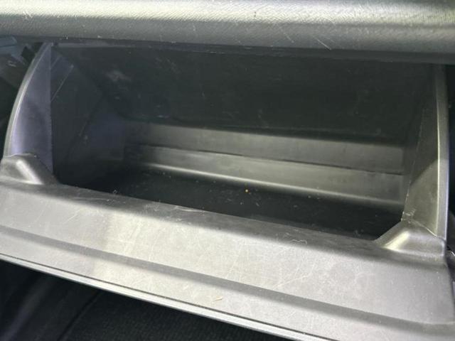 アクア クロスオーバー　保証書／純正　９インチ　ＳＤナビ／トヨタセーフティセンス／シートヒーター　前席／車線逸脱防止支援システム／シート　合皮／ヘッドランプ　ＬＥＤ／Ｂｌｕｅｔｏｏｔｈ接続／ＥＴＣ／ＥＢＤ付ＡＢＳ　ＤＶＤ再生（40枚目）