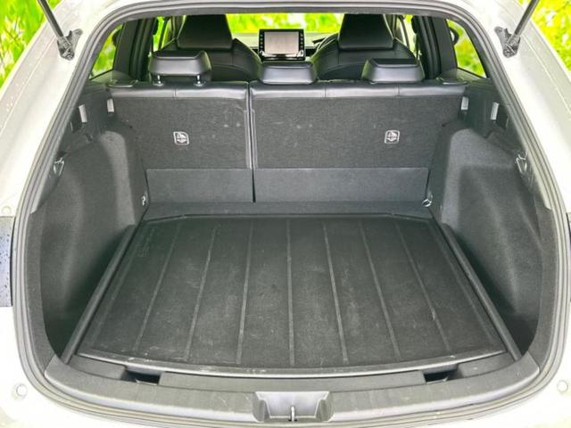 カローラツーリング ハイブリッドダブルバイビー　新品タイヤ／保証書／ディスプレイオーディオ＋ナビ９インチ／トヨタセーフティセンス／車線逸脱防止支援システム／シート　ハーフレザー／ヘッドランプ　ＬＥＤ／ＥＴＣ／ＥＢＤ付ＡＢＳ　衝突被害軽減システム（8枚目）