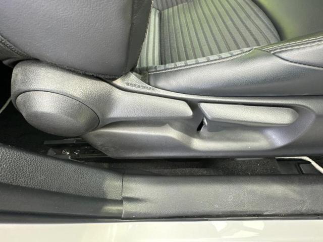 カローラツーリング ハイブリッドダブルバイビー　新品タイヤ／保証書／ディスプレイオーディオ＋ナビ９インチ／トヨタセーフティセンス／車線逸脱防止支援システム／シート　ハーフレザー／ヘッドランプ　ＬＥＤ／ＥＴＣ／ＥＢＤ付ＡＢＳ　衝突被害軽減システム（35枚目）