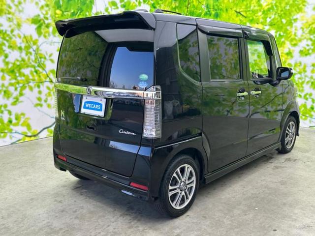 Ｎ－ＢＯＸカスタム Ｇ・Ｌパッケージ　新品タイヤ／純正　８インチ　ＳＤナビ／両側電動スライドドア／ヘッドランプ　ＨＩＤ／Ｂｌｕｅｔｏｏｔｈ接続／ＥＴＣ／ＥＢＤ付ＡＢＳ／横滑り防止装置／アイドリングストップ／バックモニター／フルセグＴＶ（3枚目）