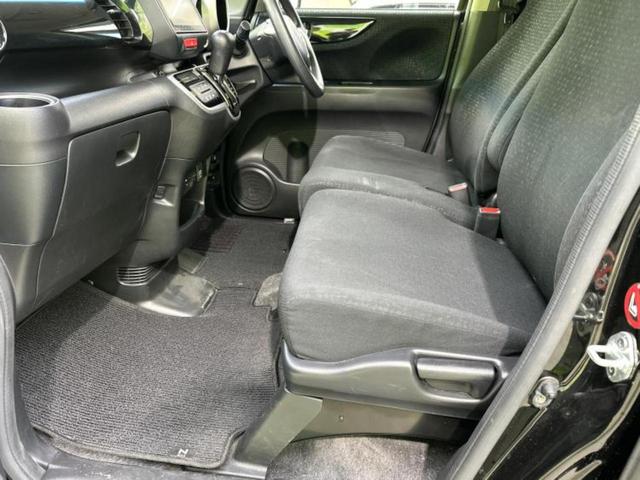 Ｎ－ＢＯＸカスタム Ｇ・Ｌパッケージ　新品タイヤ／純正　８インチ　ＳＤナビ／両側電動スライドドア／ヘッドランプ　ＨＩＤ／Ｂｌｕｅｔｏｏｔｈ接続／ＥＴＣ／ＥＢＤ付ＡＢＳ／横滑り防止装置／アイドリングストップ／バックモニター／フルセグＴＶ（6枚目）