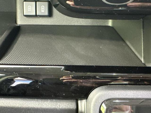 スペーシアカスタム ハイブリッドXS 保証書/セーフティサポート(スズキ)/両側電動スライドドア/シートヒーター 前席/車線逸脱防止支援システム/ヘッドランプ LED/EBD付ABS/横滑り防止装置/アイドリングストップ ワンオーナー(32枚目)