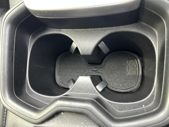 RAV4 X サンルーフ/TRDエアロ/社外 9インチ SDナビ/トヨタセーフティセンス/車線逸脱防止支援システム/ドライブレコーダー 前後/ヘッドランプ LED/Bluetooth接続/HDMI接続/ETC(32枚目)